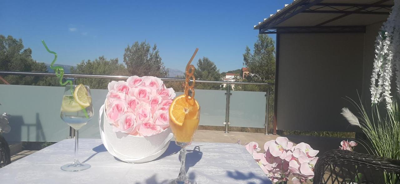Marin I Vinka Apartment Trogir Ngoại thất bức ảnh