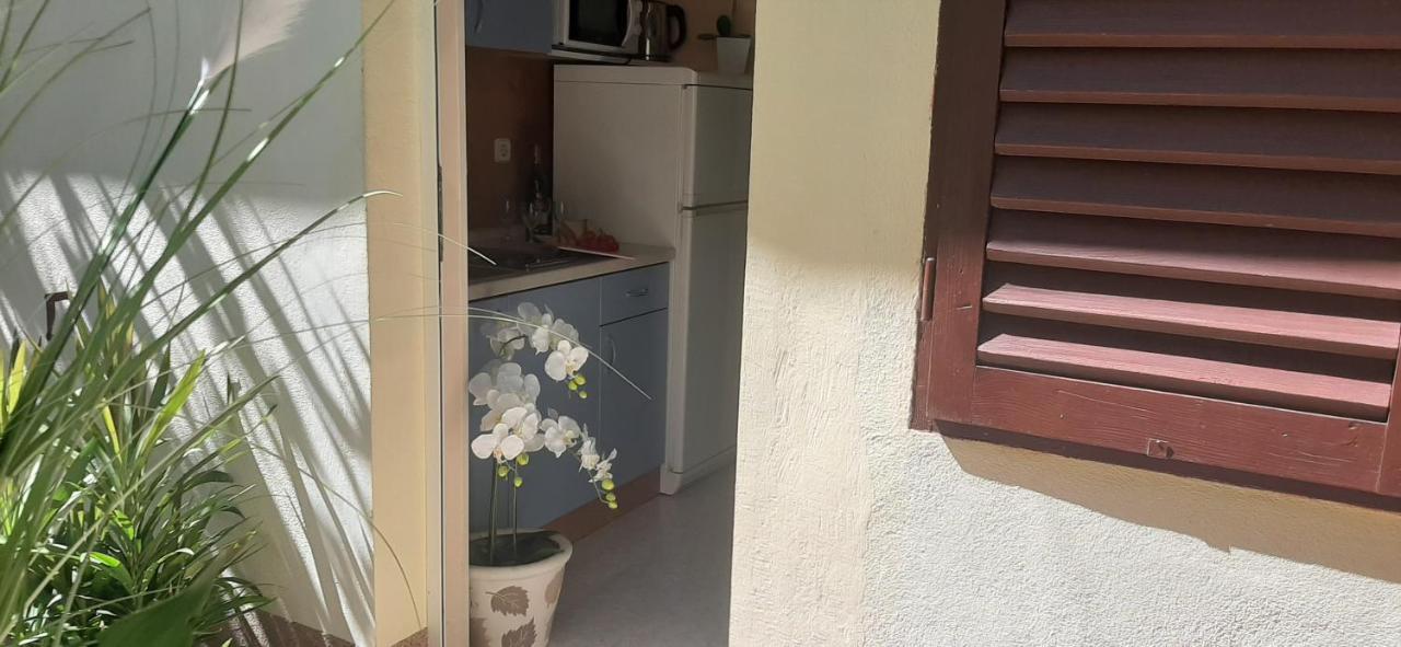 Marin I Vinka Apartment Trogir Ngoại thất bức ảnh