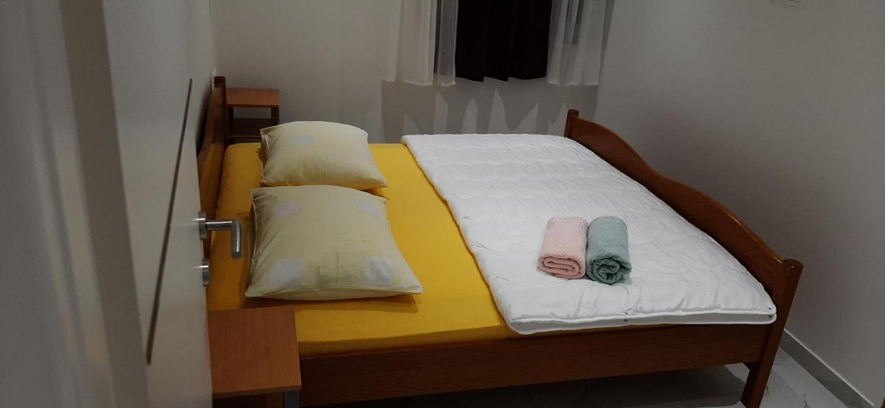 Marin I Vinka Apartment Trogir Ngoại thất bức ảnh
